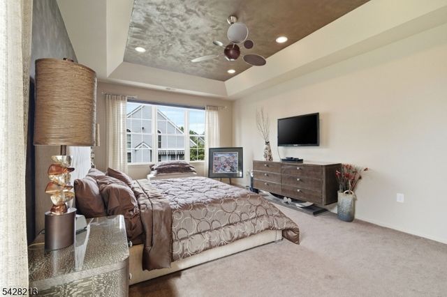 11 Burr Pl, Franklin Twp., NJ 08873