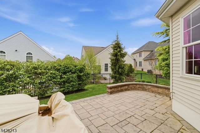11 Burr Pl, Franklin Twp., NJ 08873