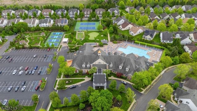 11 Burr Pl, Franklin Twp., NJ 08873