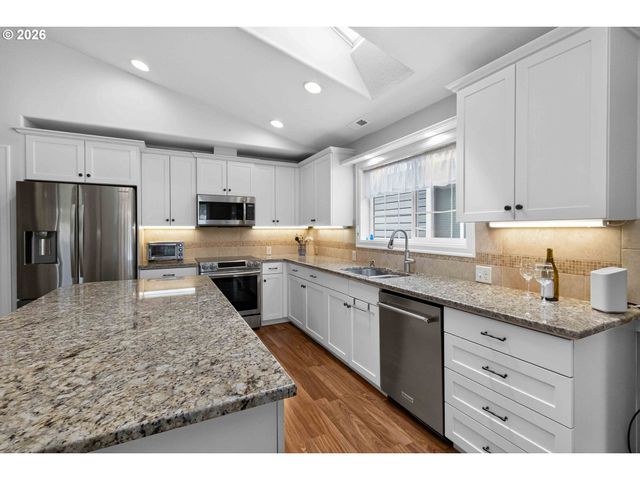49 WILLOW POINTE Loop, Longview, WA 98632