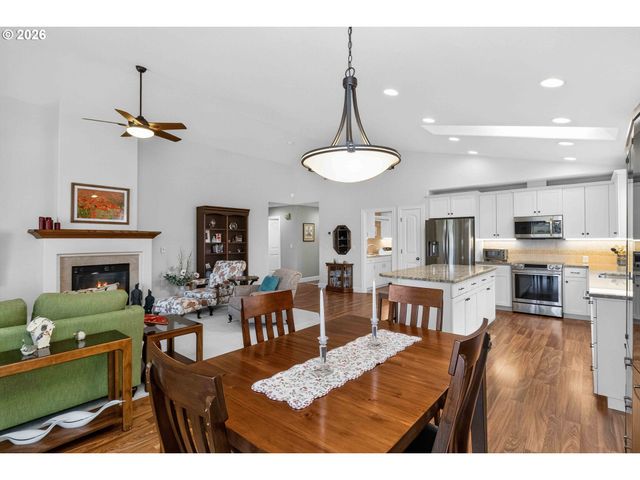 49 WILLOW POINTE Loop, Longview, WA 98632