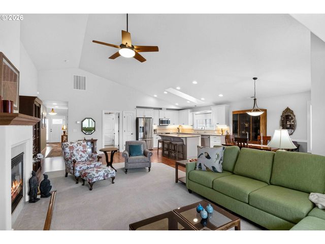 49 WILLOW POINTE Loop, Longview, WA 98632