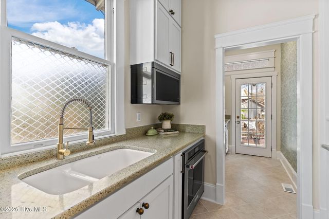 1805 Wrightsville Avenue, Wilmington, NC 28403