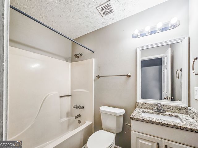 768 Wilkes Drive, Loganville, GA 30052