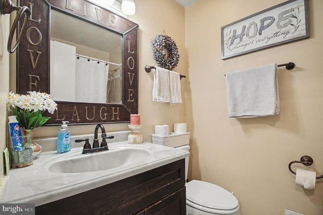 12706 VALLEYWOOD DR, Woodbridge, VA 22192