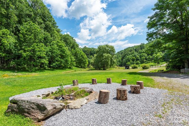 78 Spellbound Road, Waynesville, NC 28785