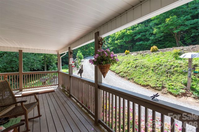 78 Spellbound Road, Waynesville, NC 28785