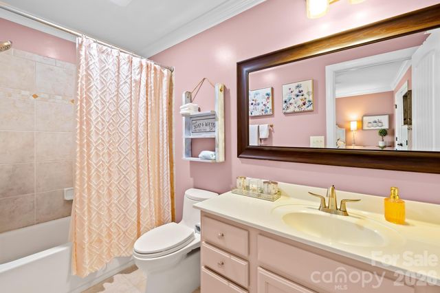 340 Riverwood Road, Mooresville, NC 28117