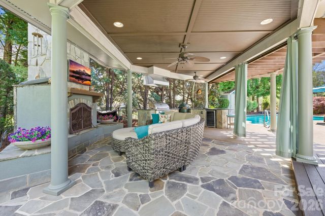 340 Riverwood Road, Mooresville, NC 28117