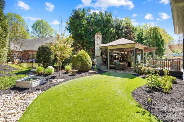 340 Riverwood Road, Mooresville, NC 28117