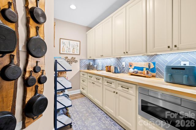 340 Riverwood Road, Mooresville, NC 28117