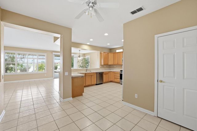 601 Northfield Ln, Lincoln, CA 95648