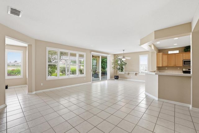 601 Northfield Ln, Lincoln, CA 95648