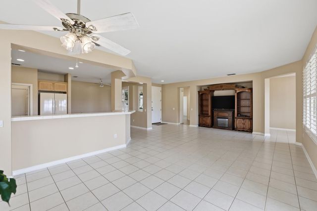 601 Northfield Ln, Lincoln, CA 95648