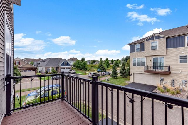 7689 Anthony Point, Victoria, MN 55386