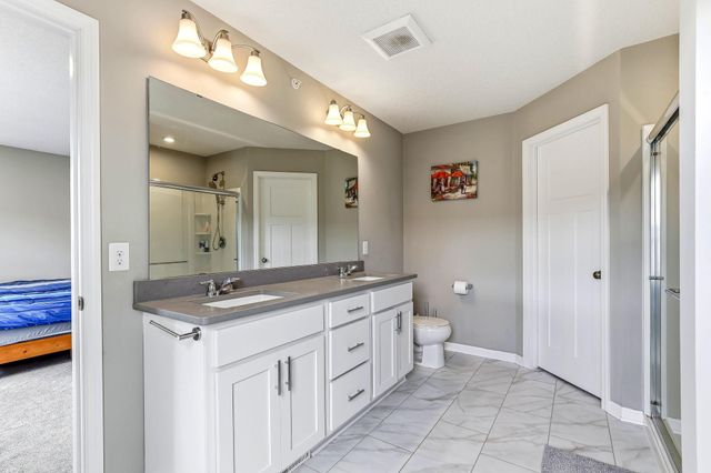 7689 Anthony Point, Victoria, MN 55386