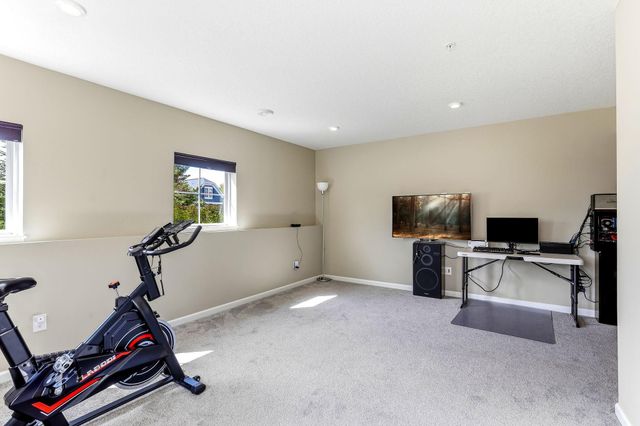7689 Anthony Point, Victoria, MN 55386
