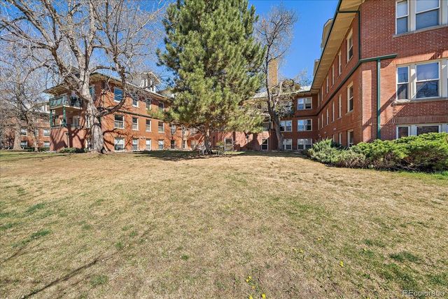 3249 W Fairview Place 206, Denver, CO 80211