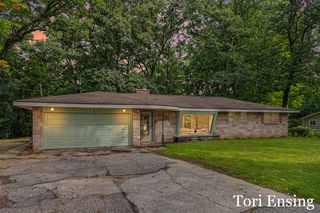 11852 W Carson City Road, Greenville, MI 48838