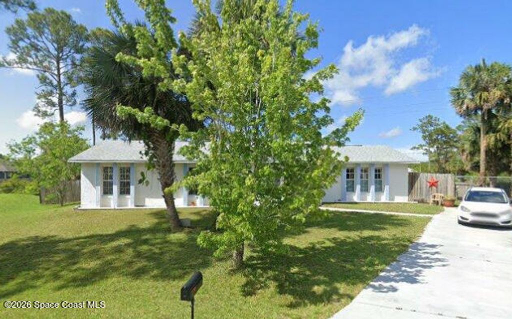 801 Kecherburg Road SW, Palm Bay, FL 32908