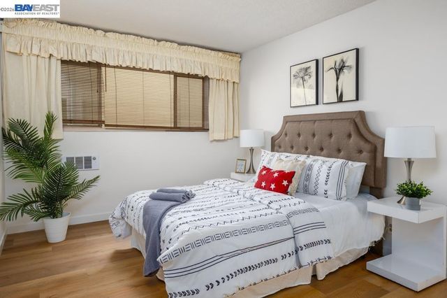 2137 Otis Dr 204, Alameda, CA 94501