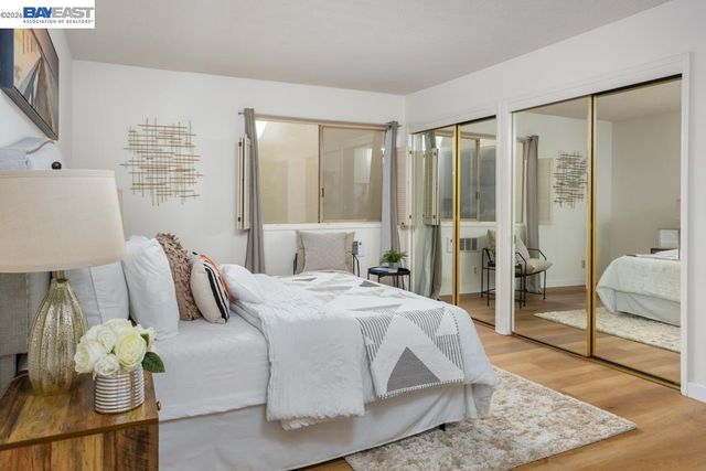 2137 Otis Dr 204, Alameda, CA 94501