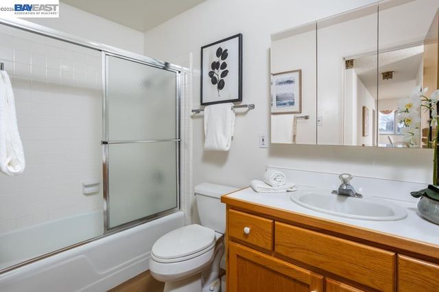 2137 Otis Dr 204, Alameda, CA 94501