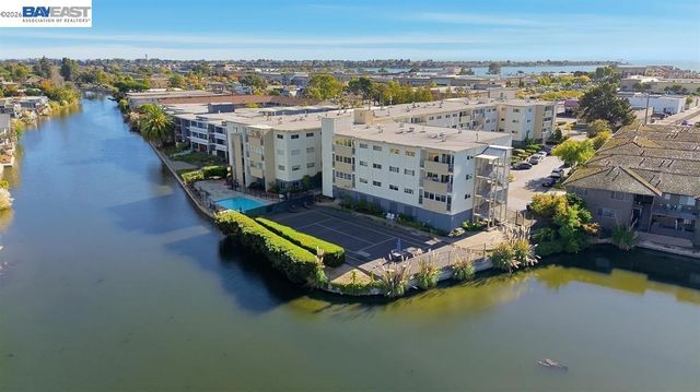 2137 Otis Dr 204, Alameda, CA 94501