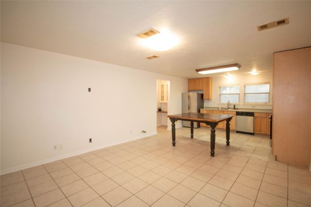 6603 Thrush Drive, Houston, TX 77087
