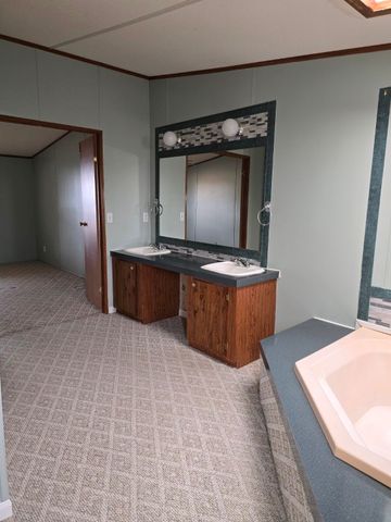 119 Still Water Street, Gun Barrel City, TX 75156