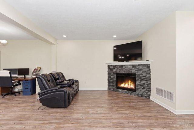 2055 E Seymour Avenue, Cincinnati, OH 45237