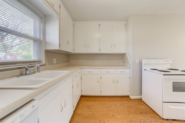 1929 W 49th Street, Tulsa, OK 74107