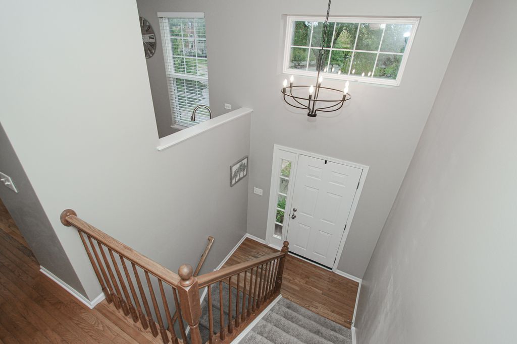 734 THORNBURY Road, Bartlett, IL 60103 — photo 2
