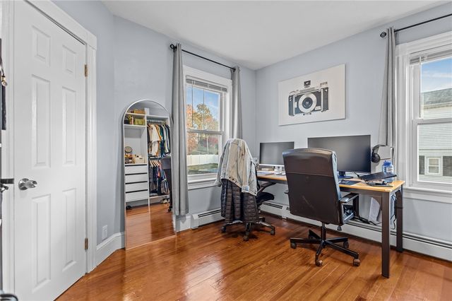 27 Ferncliff Avenue, North Providence, RI 02911