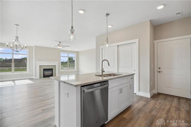 1427 Triple Crown Way, Beavercreek Twp, OH 45385