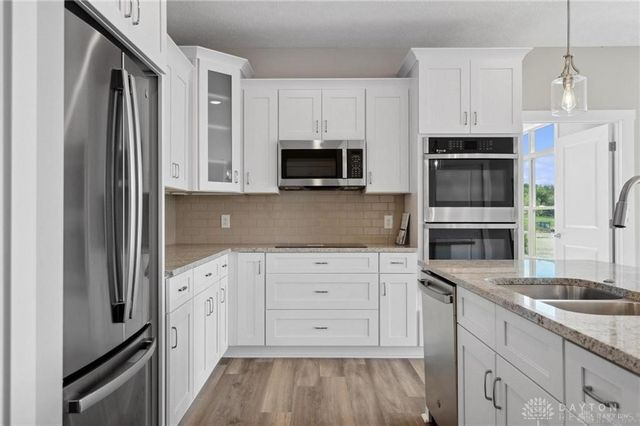 1427 Triple Crown Way, Beavercreek Twp, OH 45385