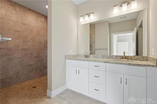 1427 Triple Crown Way, Beavercreek Twp, OH 45385