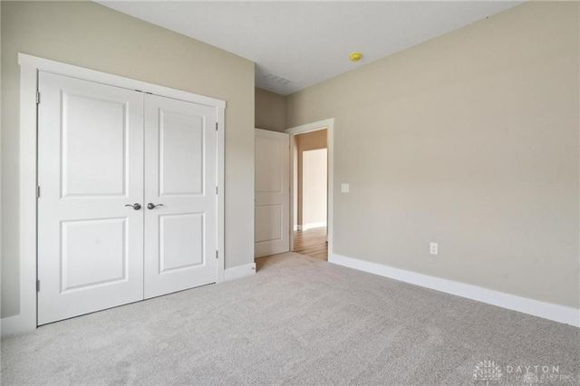 1427 Triple Crown Way, Beavercreek Twp, OH 45385