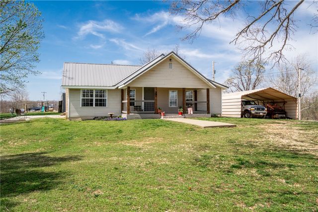 23649 State Highway UU, Washburn, MO 65772