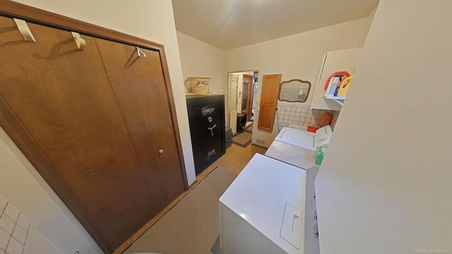 15801 Van Meter Drive, Macomb Twp, MI 48044