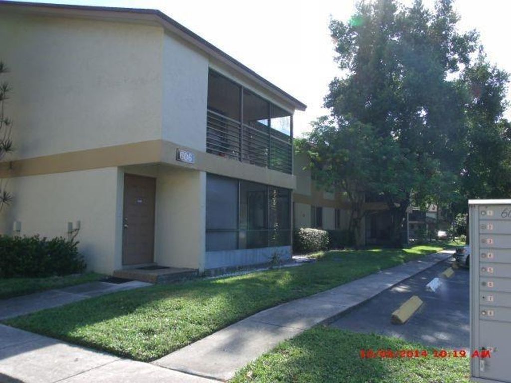606 Gardens Drive, Pompano Beach, FL 33069