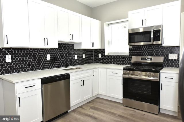 2225 W BALTIMORE, Baltimore, MD 21223