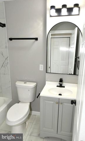 2225 W BALTIMORE, Baltimore, MD 21223