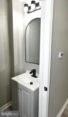 2225 W BALTIMORE, Baltimore, MD 21223