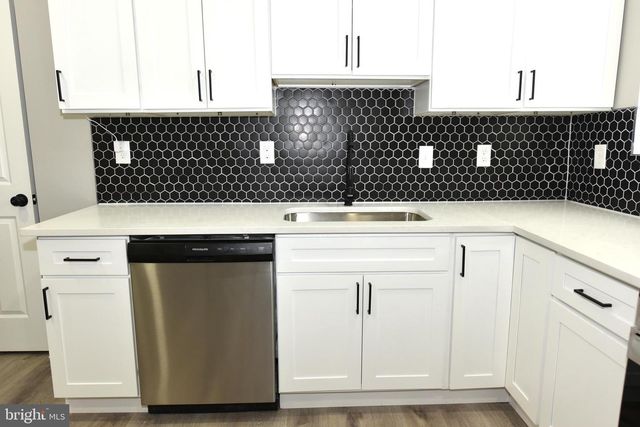 2225 W BALTIMORE, Baltimore, MD 21223