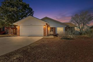 1111 Granada Hills Court NE, Albuquerque, NM 87123
