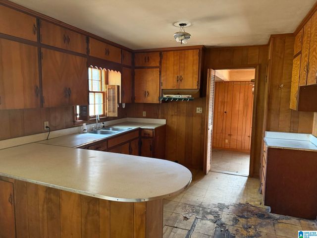 328 WHEELER STREET, Sylacauga, AL 35150