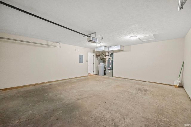 16-18 Cabernet Court, Lafayette, IN 47905