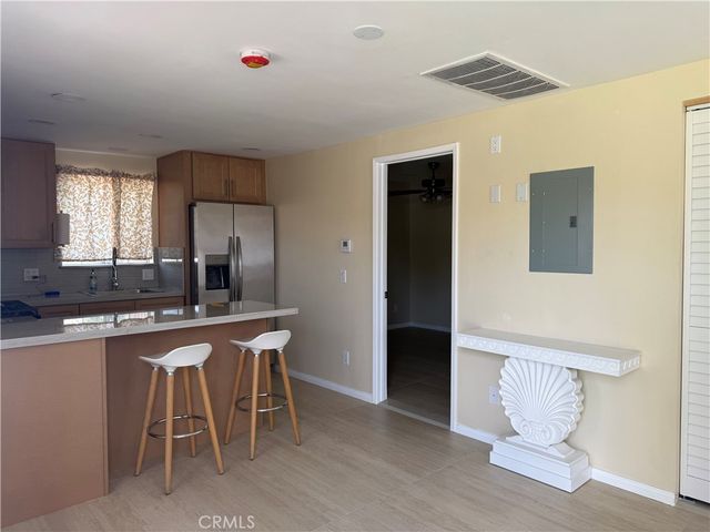 22914 Cantlay Street, West Hills, CA 91307