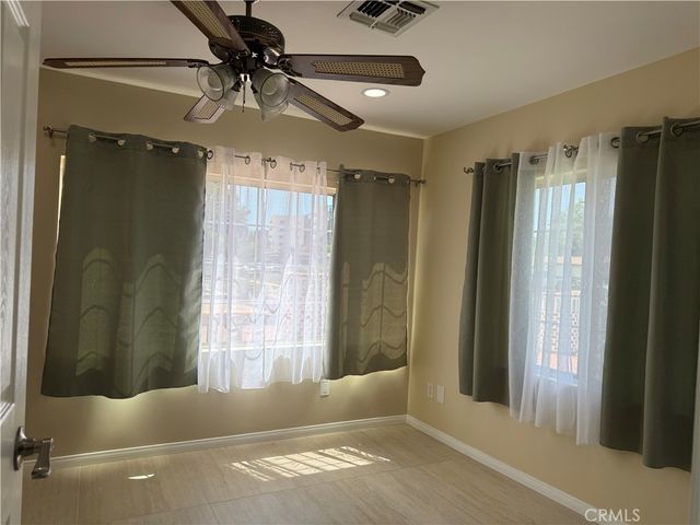 22914 Cantlay Street, West Hills, CA 91307